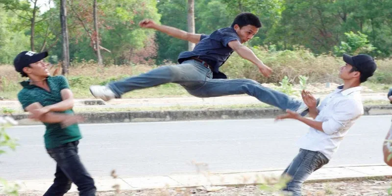 Mơ thấy đánh nhau - Điềm báo bất ngờ và con số tài lộc 2 Mơ thấy mình đánh nhau với người lạ